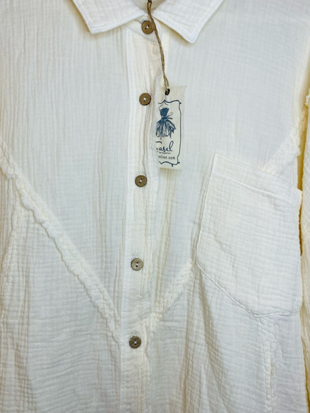 Easel cream-colored, oversized button-down shirt (Size 2X) Ptp 31” - Picture 3 of 7